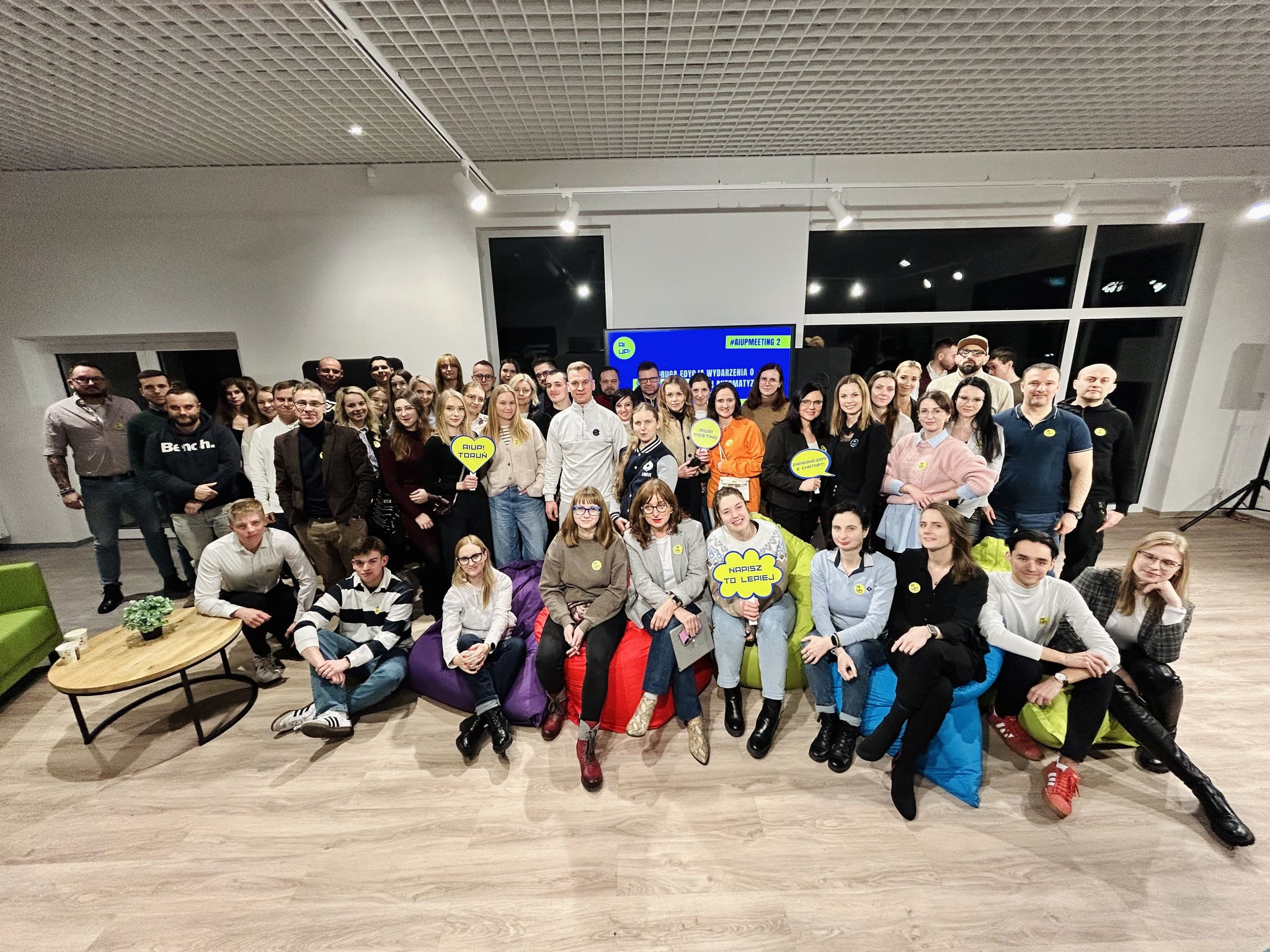 Zdjęcie grupowe uczestników #AIUPMEETING #2