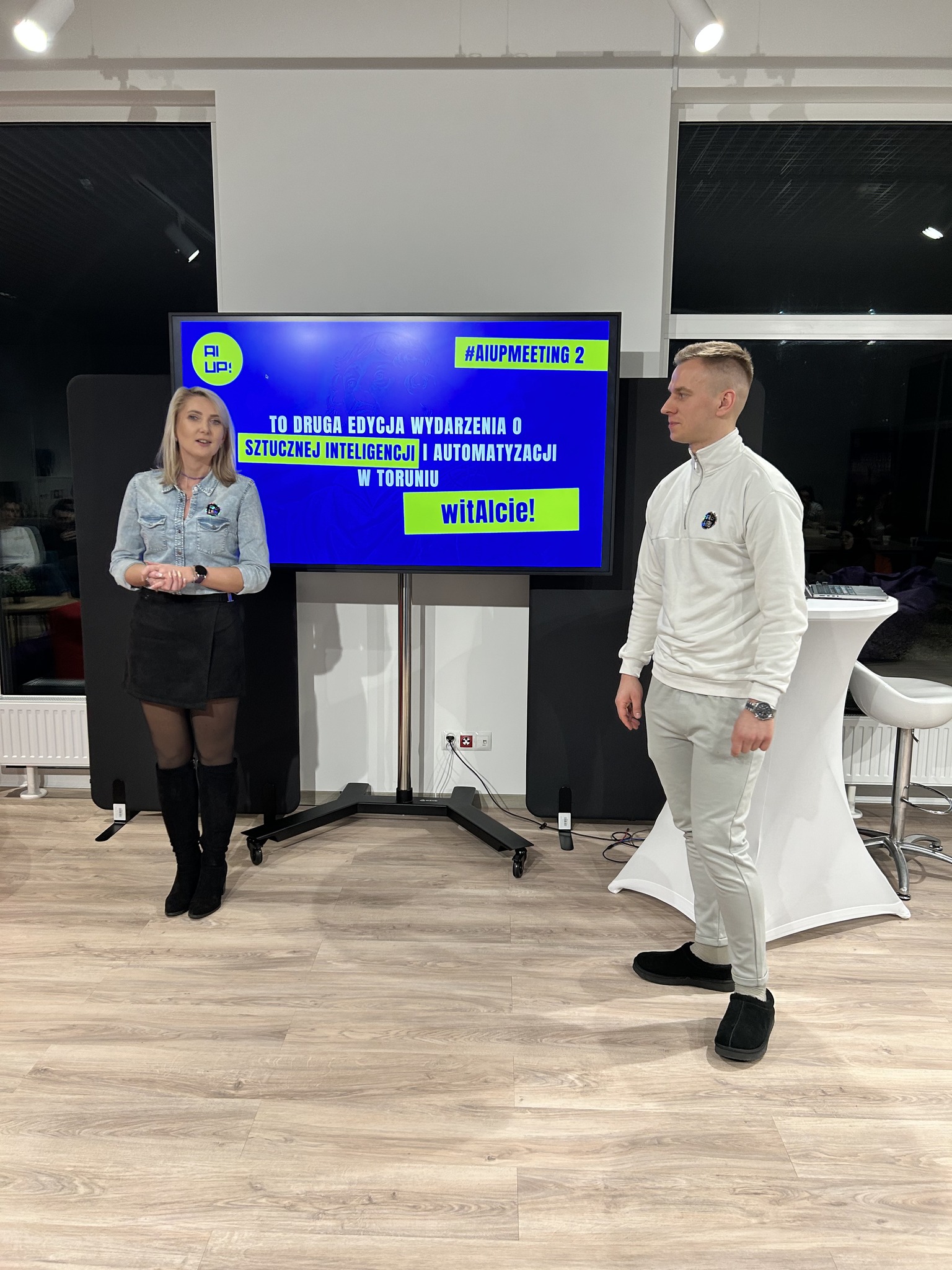 Otwarcie #AIUPMEETING #2 — wstęp ze sceny